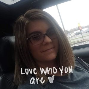 Meet your Posher, Maddie